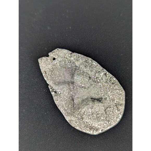 Silver color pyrite titanium crystal druzy cabochon freeform hole 222 grams new - Picture 6 of 7
